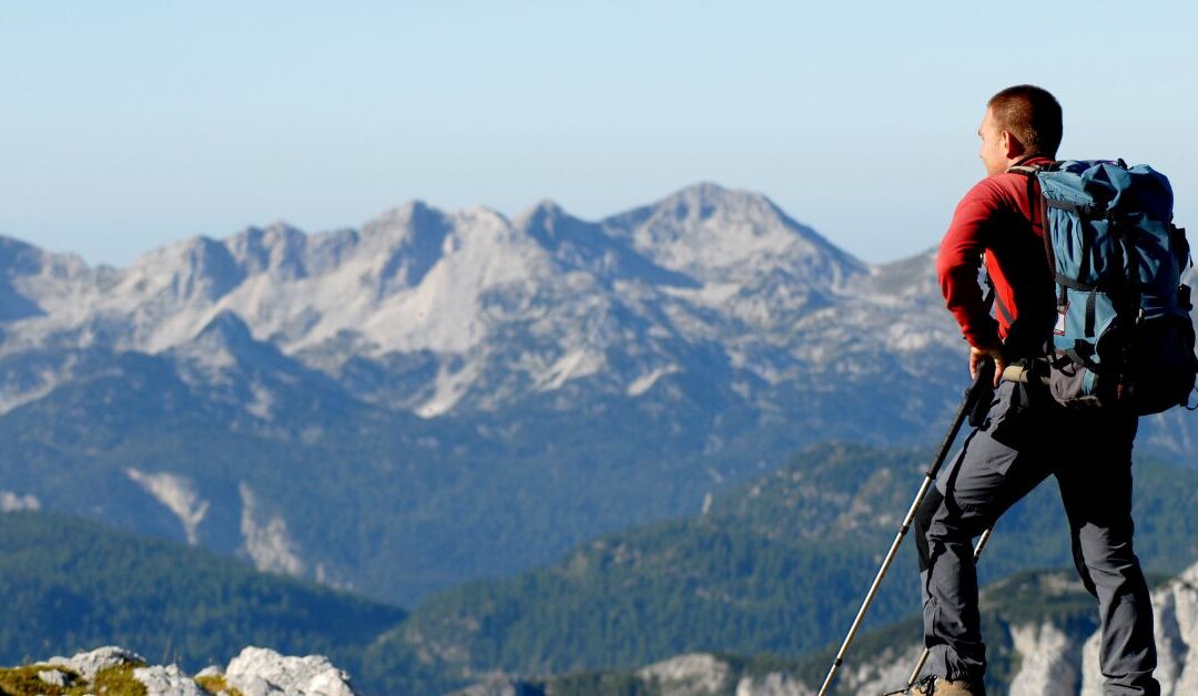 Best Backpacks & Bags for Outdoor Survival: A Comprehensive Comparison for Hikers and Preppers